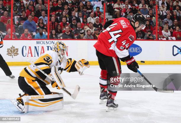 Jean-Gabriel Pageau of the Ottawa Senators screens a shot in front of Matt Murray of the Pittsburgh Penguins in Game Six of the Eastern Conference...