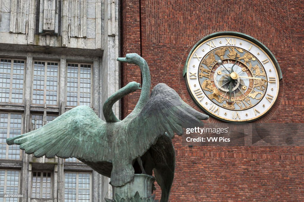 Swan sculpture and clock, City Hall, the Radhuset and Radhus, Oslo, Norway. Nobel Peace Prize ceremony venue
