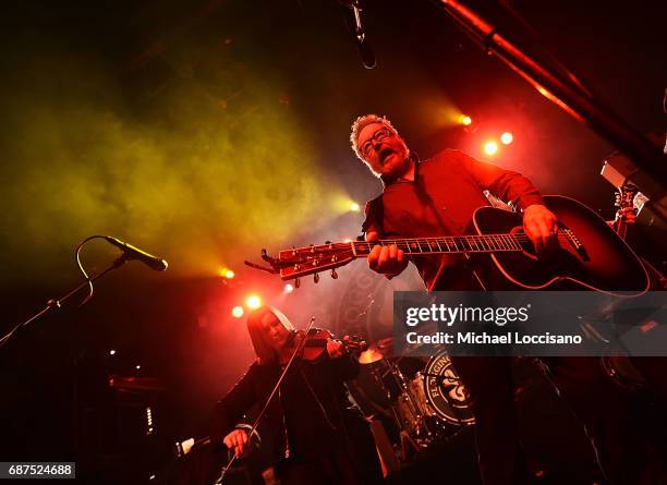 Flogging 1,957 Flogging Molly Band Stock Photos, High-Res Pictures, and Images ...