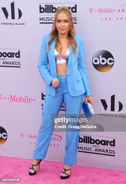 Brandi Cyrus arrives at the 2017 Billboard Music Awards at T-Mobile Arena on May 21, 2017 in Las Vegas, Nevada.