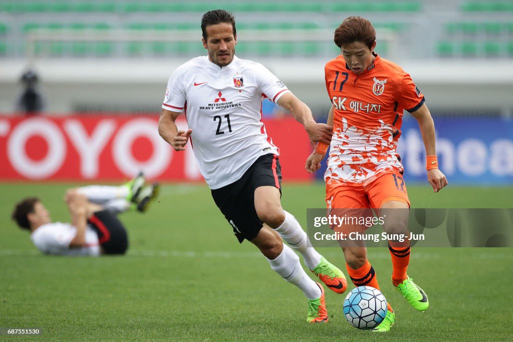 Jeju United FC  v Urawa Red Diamonds - AFC Champions League Round Of 16