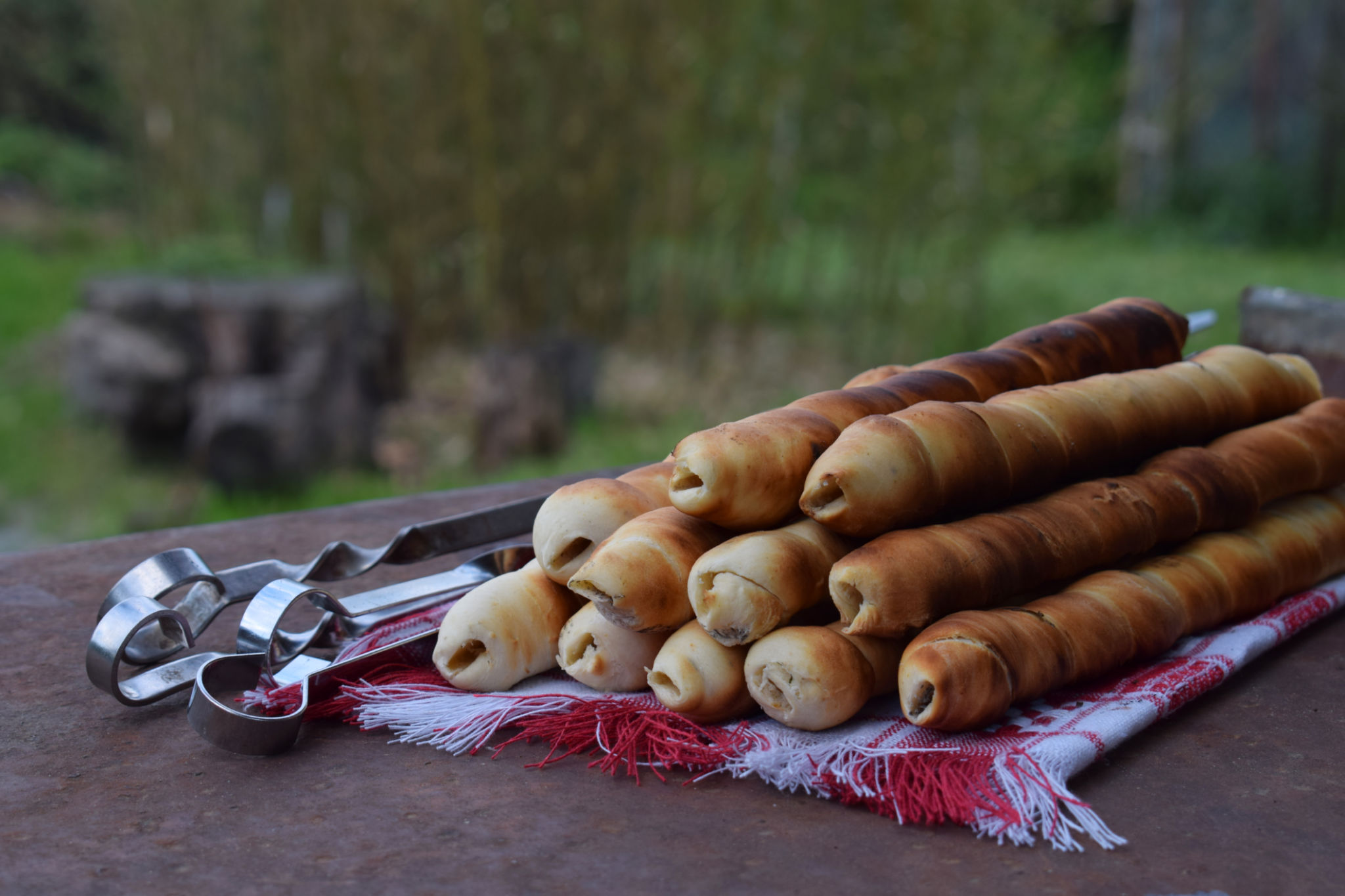 traditional cachitos