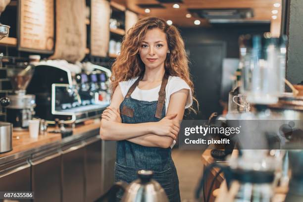 coffee shop manager - coffee machine stockfoto's en -beelden