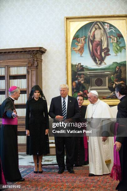 178 Pope Francis Meets Us President Donald Trump Stock Photos, High-Res Pictures, And Images