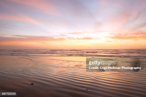 sunrise over north padre national seashore, texas, usa - corpus christi stock-fotos und bilder