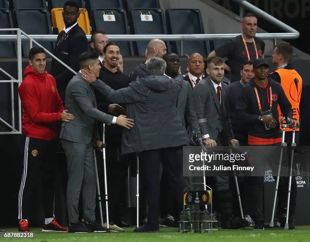 Jose Mourinho, Manager of Manchester United and his players react during the UEFA Europa League Final between Ajax and Manchester United at Friends...