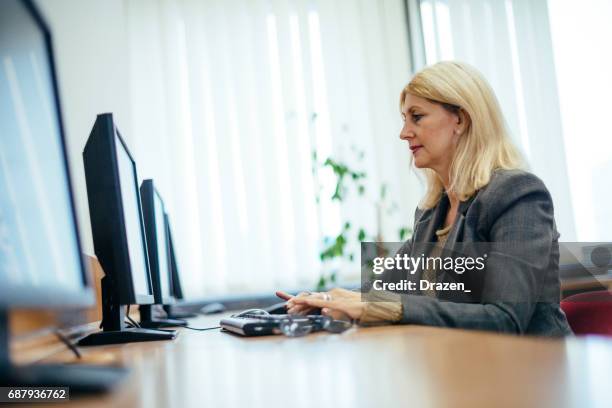 Old Programmer Lady Older Computer Programmer Photos and Premium High Res Pictures - Getty ...