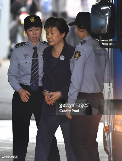 Former South Korea President Park Geun-hye arrives at the Seoul Central District Court on May 25, 2017 in Seoul, South Korea. Former South Korean...