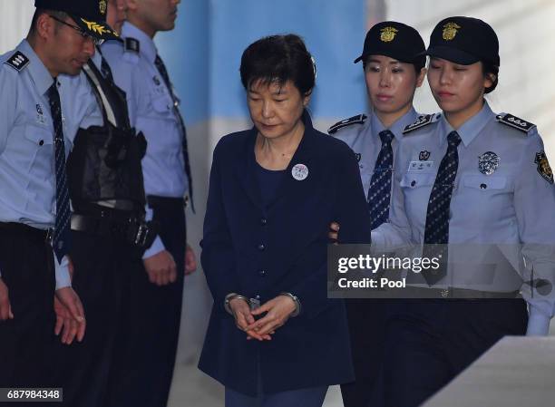 Former South Korea President Park Geun-hye arrives at the Seoul Central District Court on May 25, 2017 in Seoul, South Korea. Former South Korean...