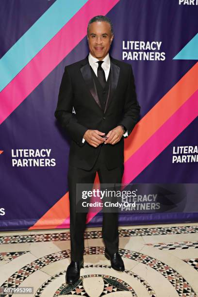 Journalist Maurice DuBois attends the 2017 Literacy Partners Evening of Readings and Gala Dinner Dance at Cipriani 42nd Street on May 24, 2017 in New...