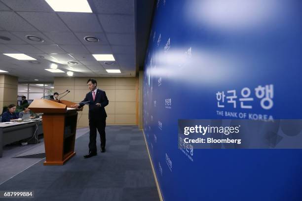 Lee Ju-yeol, governor of the Bank of Korea , arrives at a news conference following a monetary policy meeting at the central bank's headquarters in...