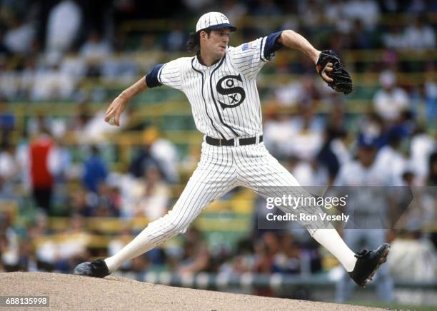 Jack McDowell of the Chicago White Sox pitches during the first "Turn Back the Clock" game against the Milwaukee Brewers at Comiskey Park in Chicago,...