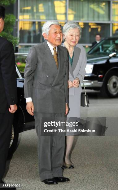 Emperor Akihito and Empress Michiko visit the Alfons Mucha exhibition at the National Art Center, Tokyo on May 25, 2017 in Tokyo, Japan.