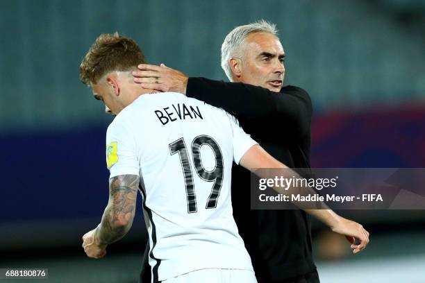 Head coach Darren Bazeley of New Zealand hugs Myer Bevan during the FIFA U-20 World Cup Korea Republic 2017 group E match between New Zealand and...