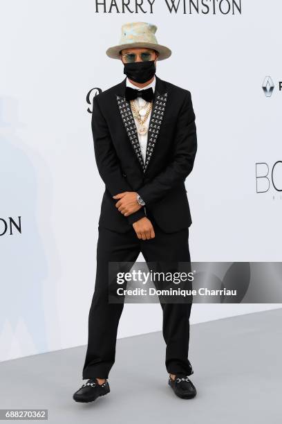 Alec Monopoly arrives at the amfAR Gala Cannes 2017 at Hotel du Cap-Eden-Roc on May 25, 2017 in Cap d'Antibes, France.