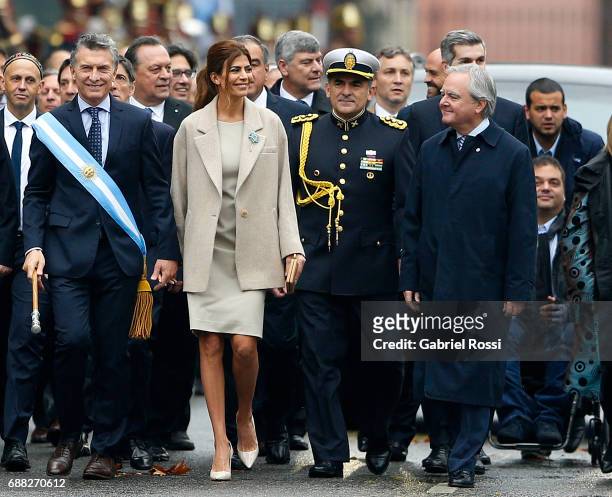 President of Argentina Mauricio Macri and his wife Juliana Awada walk with President of Senate Federico Pinedo and members of the National Cabinet...