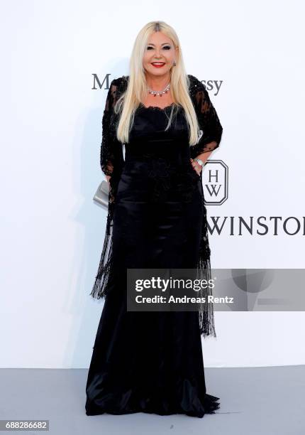 Monica Bacardi arrives at the amfAR Gala Cannes 2017 at Hotel du Cap-Eden-Roc on May 25, 2017 in Cap d'Antibes, France.