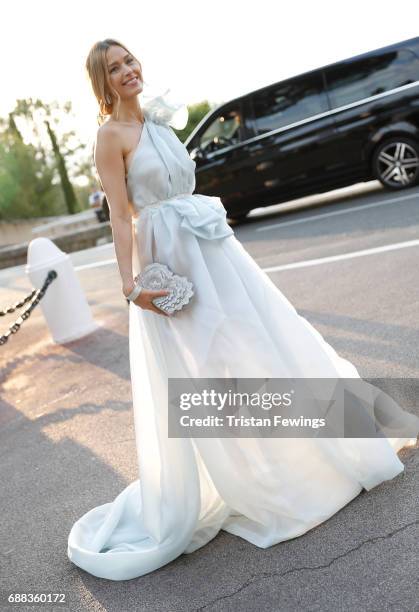 Petra Nemcova arrives at the amfAR Gala Cannes 2017 at Hotel du Cap-Eden-Roc on May 25, 2017 in Cap d'Antibes, France.