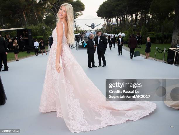 Victoria Silvstedt attends the amfAR Gala Cannes 2017 at Hotel du Cap-Eden-Roc on May 25, 2017 in Cap d'Antibes, France.