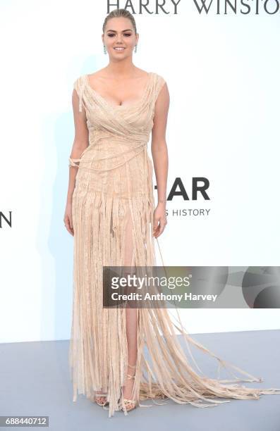 Kate Upton arrives at the amfAR Gala Cannes 2017 at Hotel du Cap-Eden-Roc on May 25, 2017 in Cap d'Antibes, France.