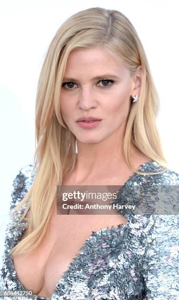 Lara Stone arrives at the amfAR Gala Cannes 2017 at Hotel du Cap-Eden-Roc on May 25, 2017 in Cap d'Antibes, France.