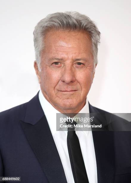 Dustin Hoffman arrives at the amfAR Gala Cannes 2017 at Hotel du Cap-Eden-Roc on May 25, 2017 in Cap d'Antibes, France.