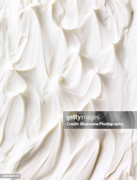 yoghurt - natas batidas imagens e fotografias de stock