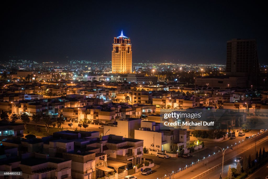 Erbil Iraq At Night High-Res Stock Photo - Getty Images