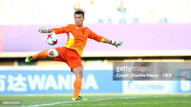 Tien Dung Bui of Vietnam during the FIFA U-20 World Cup Korea Republic 2017 group E match between France and Vietnam at Cheonan Baekseok Stadium on...