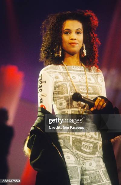 Neneh Cherry, Diamond Awards Festival, Sportpaleis, Antwerpen, Belgium, 11/1989.