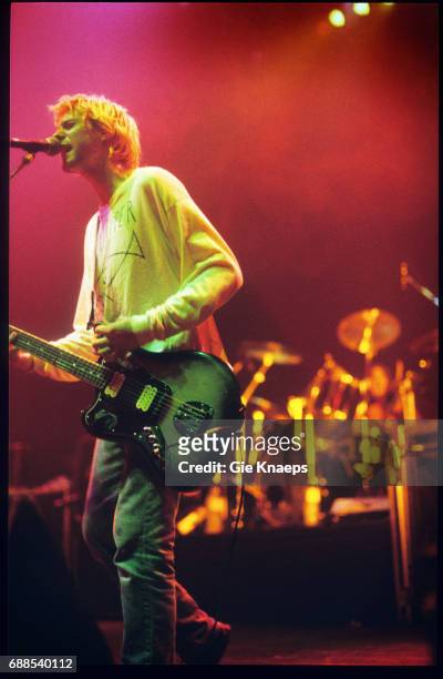 Nirvana, Kurt Cobain, Dave Grohl, Le Zenith, Paris, France, .