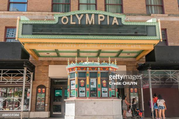 olympia theater - performing arts center stock pictures, royalty-free photos & images