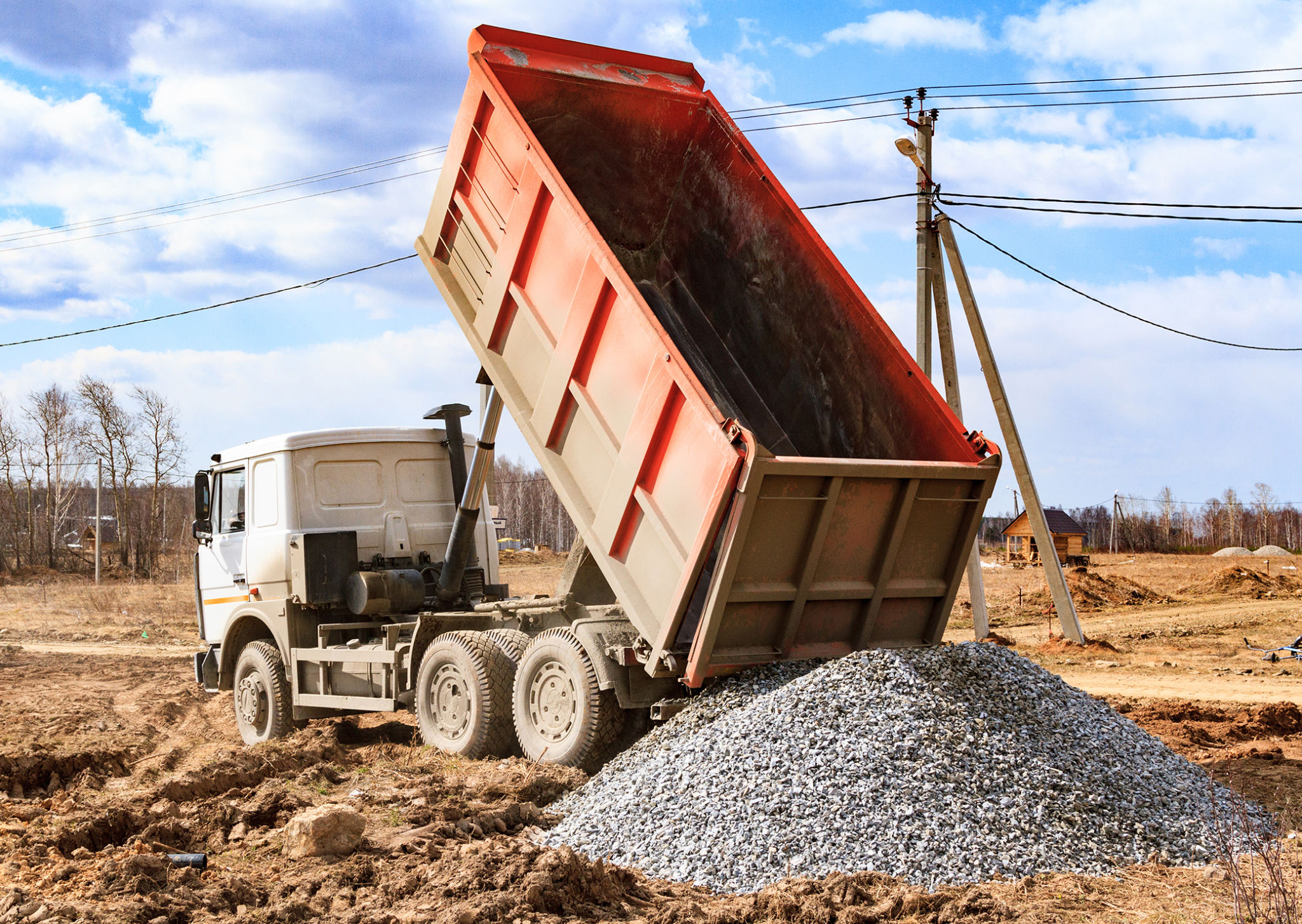 dump trailer carrying