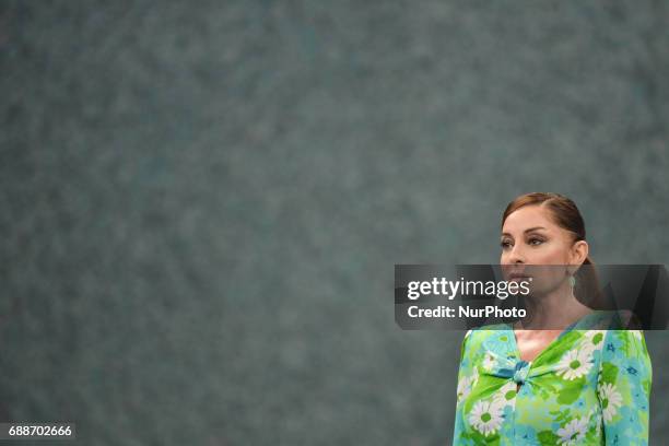 Azerbaijan's Vice President and First Lady Mehriban Aliyeva during the Women's Wrestling medal ceremony at the Baku 2017 4th Islamic Solidarity Games...