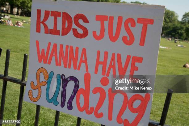 Hackney Child Hackney Cut Photos and Premium High Res Pictures - Getty Images