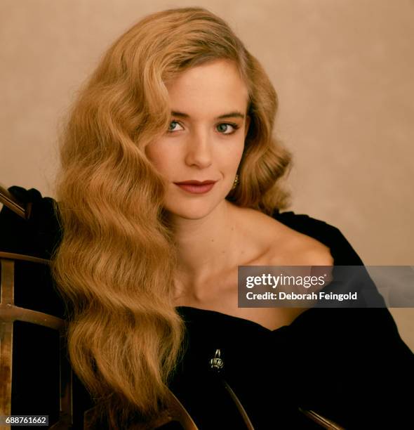 Deborah Feingold/Corbis via Getty Images) CALIFORNIA Actress Kelly Preston poses for a portrait in 1989 in New York CityLos Angeles, California.