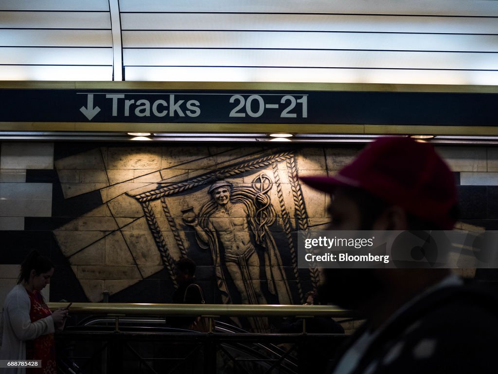 Penn Station Chaos Confronts One of Trump's Infrastructure Czars