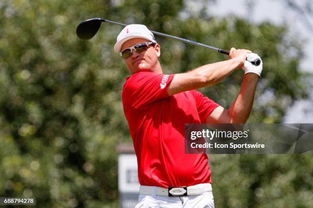 Zach Johnson plays his shot from the ninth tee during the second round of the Dean & Deluca Invitational on May 26, 2017 at Colonial Country Club in...
