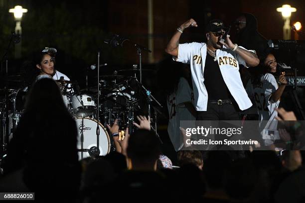 Pnc Rapper 568 Pnc (Rapper) Stock Photos, High-Res Pictures, and Images - Getty Images
