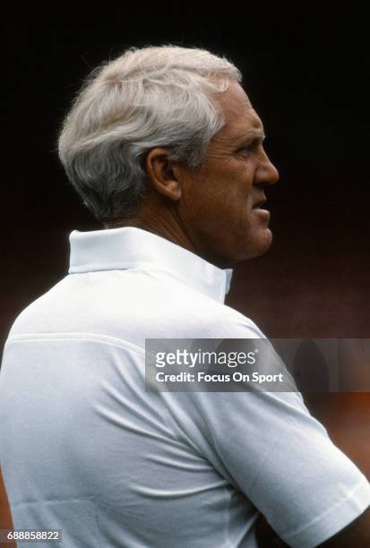 Head coach Bill Walsh of the San Francisco 49ers looks on from the sidelines during an NFL Football game circa 1983. Walsh coached the 49ers from...