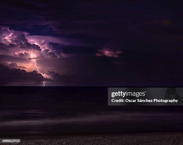 beach storms - relampago stock pictures, royalty-free photos & images