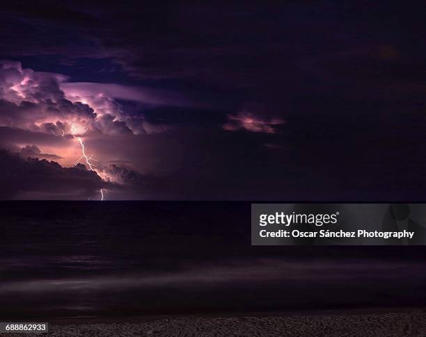 beach storms - relampago bildbanksfoton och bilder
