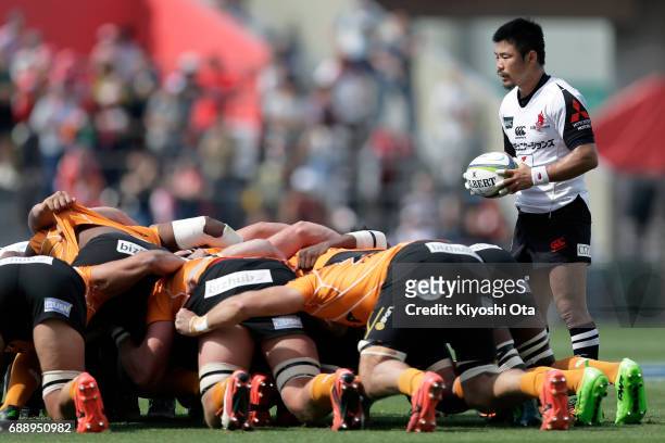 Fumiaki Tanaka of the Sunwolves in action during the Super Rugby Rd 14 match between Sunwolves and Cheetahs at Prince Chichibu Memorial Ground on May...