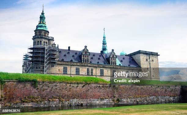 kronborg, dinamarca - kronborg castle fotografías e imágenes de stock