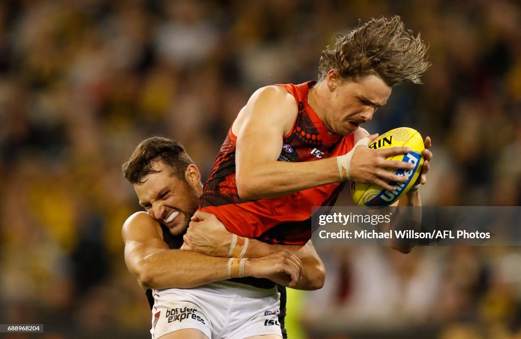 AFL Rd 10 - Richmond v Essendon