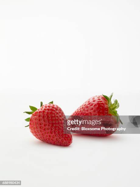 strawberries - strawberry stock pictures, royalty-free photos & images