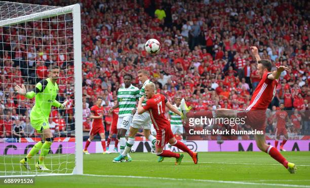 Jayden Stockley of Aberdeen misses an opportunity to take lead early in the second half during the William Hill Scottish Cup Final between Aberdeen...