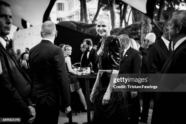 Nicole Kidman arrives at the amfAR Gala Cannes 2017 at Hotel du Cap-Eden-Roc on May 25, 2017 in Cap d'Antibes, France.