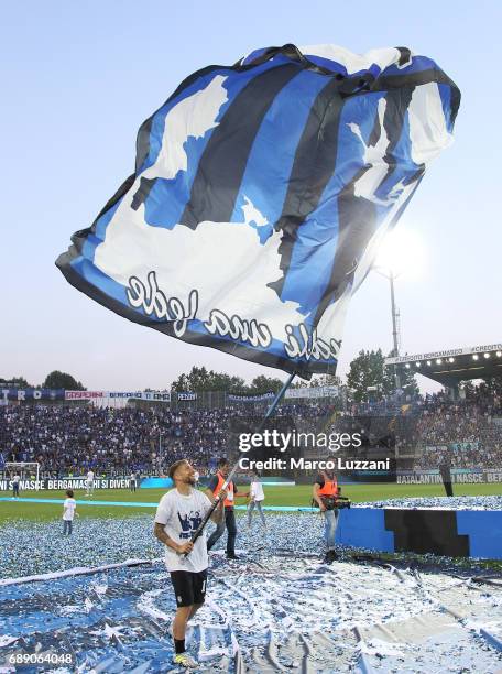 Alejandro Dario Gomez of Atalanta BC celebrates the qualification at UEFA Europa League 2017/18 at the end of the Serie A match between Atalanta BC...