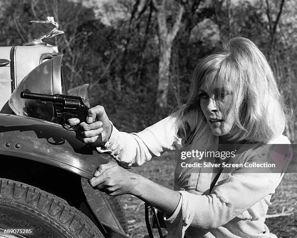 American actress Faye Dunaway as bank robber Bonnie Parker in the film 'Bonnie and Clyde', 1967.